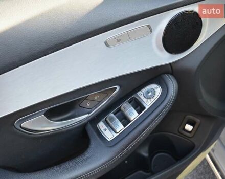 Серый Мерседес Ц-Класс, объемом двигателя 1.6 л и пробегом 177 тыс. км за 19500 $, фото 20 на Automoto.ua