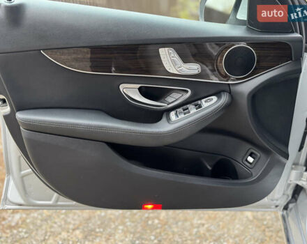 Серый Мерседес Ц-Класс, объемом двигателя 2 л и пробегом 56 тыс. км за 21500 $, фото 7 на Automoto.ua