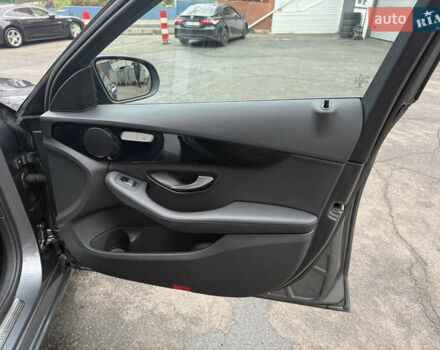 Серый Мерседес Ц-Класс, объемом двигателя 2.14 л и пробегом 86 тыс. км за 23777 $, фото 9 на Automoto.ua