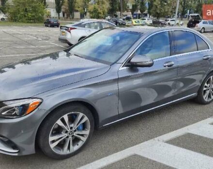 Серый Мерседес Ц-Класс, объемом двигателя 1.99 л и пробегом 160 тыс. км за 28500 $, фото 2 на Automoto.ua