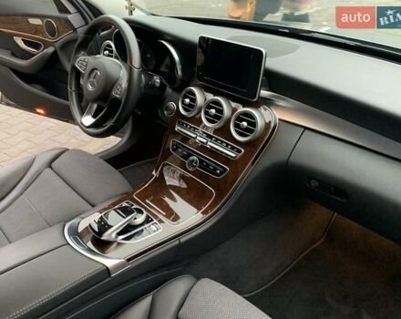 Серый Мерседес Ц-Класс, объемом двигателя 1.6 л и пробегом 48 тыс. км за 27000 $, фото 5 на Automoto.ua