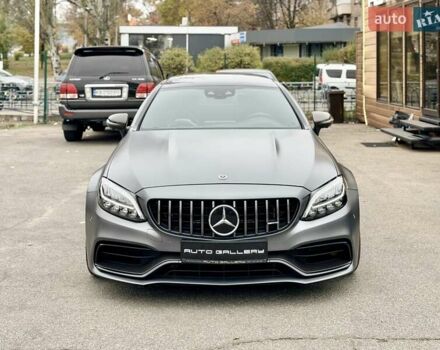 Серый Мерседес Ц-Класс, объемом двигателя 3.98 л и пробегом 57 тыс. км за 63500 $, фото 1 на Automoto.ua