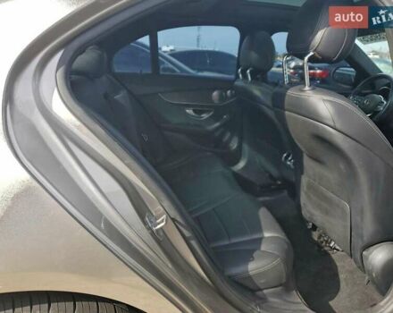 Серый Мерседес Ц-Класс, объемом двигателя 0 л и пробегом 100 тыс. км за 6700 $, фото 9 на Automoto.ua