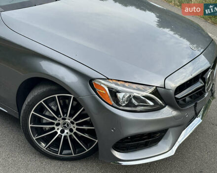 Серый Мерседес Ц-Класс, объемом двигателя 1.95 л и пробегом 85 тыс. км за 26700 $, фото 2 на Automoto.ua