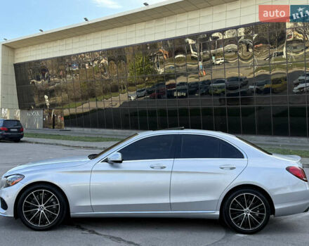 Серый Мерседес Ц-Класс, объемом двигателя 1.99 л и пробегом 98 тыс. км за 22400 $, фото 2 на Automoto.ua