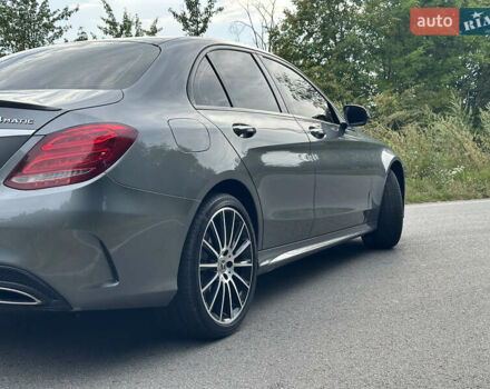 Серый Мерседес Ц-Класс, объемом двигателя 1.95 л и пробегом 85 тыс. км за 26700 $, фото 3 на Automoto.ua
