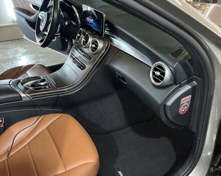 Серый Мерседес Ц-Класс, объемом двигателя 1.5 л и пробегом 108 тыс. км за 27000 $, фото 7 на Automoto.ua