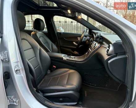 Серый Мерседес Ц-Класс, объемом двигателя 1.99 л и пробегом 37 тыс. км за 25500 $, фото 30 на Automoto.ua