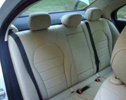 Серый Мерседес Ц-Класс, объемом двигателя 2 л и пробегом 35 тыс. км за 13000 $, фото 11 на Automoto.ua