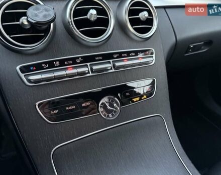 Серый Мерседес Ц-Класс, объемом двигателя 1.99 л и пробегом 37 тыс. км за 25500 $, фото 27 на Automoto.ua