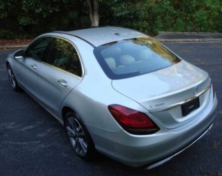 Серый Мерседес Ц-Класс, объемом двигателя 2 л и пробегом 35 тыс. км за 13000 $, фото 7 на Automoto.ua