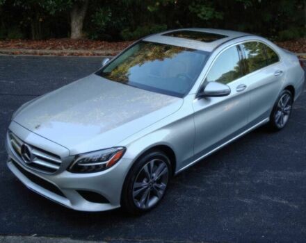 Серый Мерседес Ц-Класс, объемом двигателя 2 л и пробегом 35 тыс. км за 13000 $, фото 2 на Automoto.ua