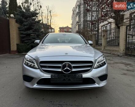 Серый Мерседес Ц-Класс, объемом двигателя 1.99 л и пробегом 37 тыс. км за 25500 $, фото 2 на Automoto.ua