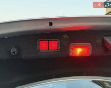 Серый Мерседес Ц-Класс, объемом двигателя 1.99 л и пробегом 37 тыс. км за 25500 $, фото 38 на Automoto.ua