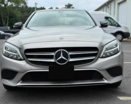 Серый Мерседес Ц-Класс, объемом двигателя 2 л и пробегом 50 тыс. км за 12000 $, фото 1 на Automoto.ua