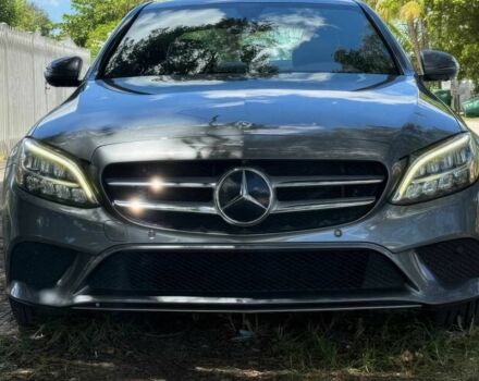 Сірий Мерседес Ц-Клас, об'ємом двигуна 2 л та пробігом 31 тис. км за 8300 $, фото 1 на Automoto.ua