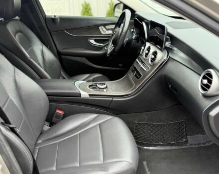 Серый Мерседес Ц-Класс, объемом двигателя 2 л и пробегом 50 тыс. км за 12000 $, фото 9 на Automoto.ua