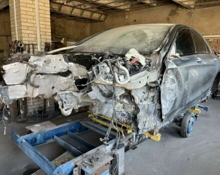 Сірий Мерседес Ц-Клас, об'ємом двигуна 2 л та пробігом 180 тис. км за 10500 $, фото 3 на Automoto.ua