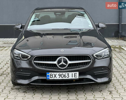 Серый Мерседес Ц-Класс, объемом двигателя 2 л и пробегом 170 тыс. км за 43900 $, фото 2 на Automoto.ua