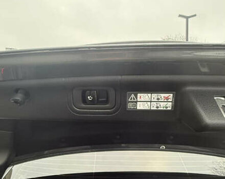 Серый Мерседес Ц-Класс, объемом двигателя 1.99 л и пробегом 7 тыс. км за 48900 $, фото 19 на Automoto.ua