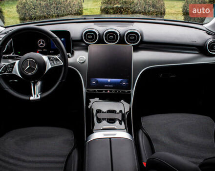 Сірий Мерседес Ц-Клас, об'ємом двигуна 1.99 л та пробігом 7 тис. км за 47600 $, фото 38 на Automoto.ua