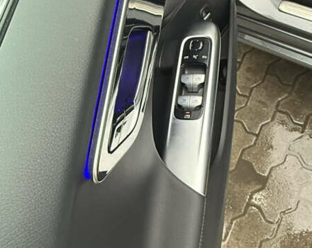 Серый Мерседес Ц-Класс, объемом двигателя 1.99 л и пробегом 7 тыс. км за 48900 $, фото 17 на Automoto.ua