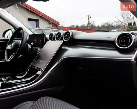 Сірий Мерседес Ц-Клас, об'ємом двигуна 1.99 л та пробігом 7 тис. км за 47600 $, фото 43 на Automoto.ua