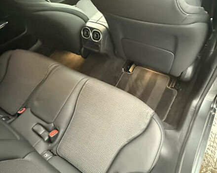 Серый Мерседес Ц-Класс, объемом двигателя 1.99 л и пробегом 7 тыс. км за 48900 $, фото 12 на Automoto.ua