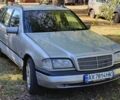 Серый Мерседес Ц-Класс, объемом двигателя 1.8 л и пробегом 450 тыс. км за 2200 $, фото 1 на Automoto.ua