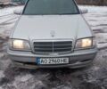 Сірий Мерседес Ц-Клас, об'ємом двигуна 2.2 л та пробігом 364 тис. км за 2200 $, фото 1 на Automoto.ua