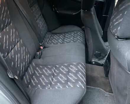 Серый Мерседес Ц-Класс, объемом двигателя 1.8 л и пробегом 355 тыс. км за 2750 $, фото 14 на Automoto.ua