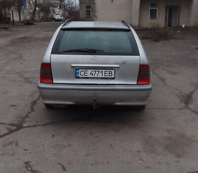 Серый Мерседес Ц-Класс, объемом двигателя 2.15 л и пробегом 390 тыс. км за 2999 $, фото 3 на Automoto.ua