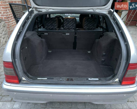 Серый Мерседес Ц-Класс, объемом двигателя 1.8 л и пробегом 355 тыс. км за 2750 $, фото 15 на Automoto.ua