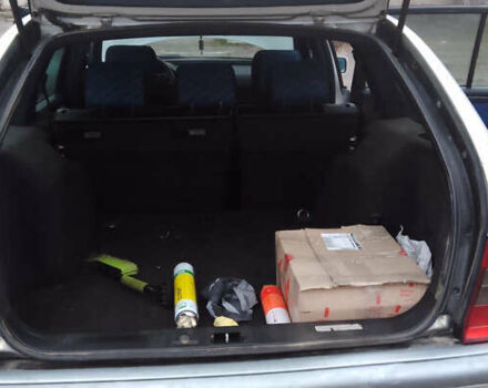 Серый Мерседес Ц-Класс, объемом двигателя 2.15 л и пробегом 390 тыс. км за 2999 $, фото 7 на Automoto.ua