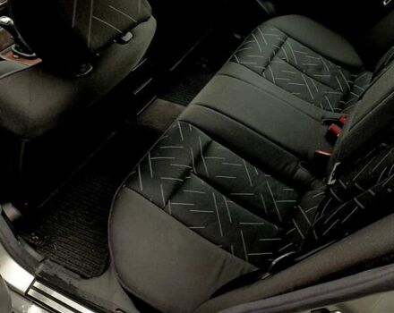 Серый Мерседес Ц-Класс, объемом двигателя 2.2 л и пробегом 377 тыс. км за 3000 $, фото 15 на Automoto.ua