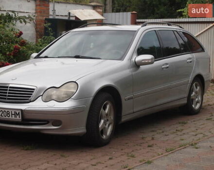 Сірий Мерседес Ц-Клас, об'ємом двигуна 2 л та пробігом 230 тис. км за 5200 $, фото 4 на Automoto.ua