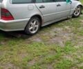 Сірий Мерседес Ц-Клас, об'ємом двигуна 2.2 л та пробігом 320 тис. км за 1206 $, фото 1 на Automoto.ua
