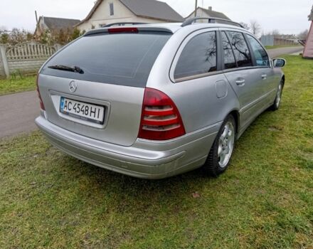 Серый Мерседес Ц-Класс, объемом двигателя 2.2 л и пробегом 340 тыс. км за 3250 $, фото 3 на Automoto.ua