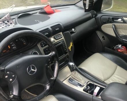 Серый Мерседес Ц-Класс, объемом двигателя 2.7 л и пробегом 320 тыс. км за 4250 $, фото 4 на Automoto.ua