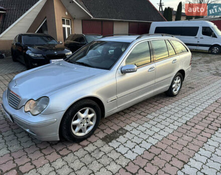 Серый Мерседес Ц-Класс, объемом двигателя 2.15 л и пробегом 400 тыс. км за 3999 $, фото 6 на Automoto.ua