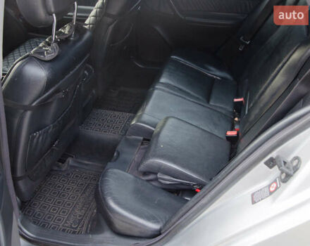 Сірий Мерседес Ц-Клас, об'ємом двигуна 2.7 л та пробігом 446 тис. км за 4900 $, фото 16 на Automoto.ua