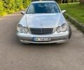 Сірий Мерседес Ц-Клас, об'ємом двигуна 2 л та пробігом 333 тис. км за 3800 $, фото 1 на Automoto.ua