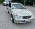 Сірий Мерседес Ц-Клас, об'ємом двигуна 2.7 л та пробігом 410 тис. км за 4250 $, фото 4 на Automoto.ua