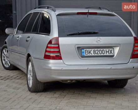Сірий Мерседес Ц-Клас, об'ємом двигуна 2.7 л та пробігом 446 тис. км за 4900 $, фото 5 на Automoto.ua