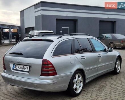 Сірий Мерседес Ц-Клас, об'ємом двигуна 2.15 л та пробігом 356 тис. км за 3550 $, фото 6 на Automoto.ua