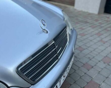 Сірий Мерседес Ц-Клас, об'ємом двигуна 2 л та пробігом 350 тис. км за 2550 $, фото 16 на Automoto.ua