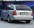 Мерседес Ц-Клас 2001 у Запоріжжя на Automoto.ua Сірий Мерседес Ц-Клас, об'ємом двигуна 2 л та пробігом 228 тис. км за 5499 $, фото 4 на Automoto.ua