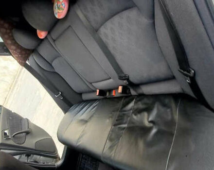 Серый Мерседес Ц-Класс, объемом двигателя 2 л и пробегом 350 тыс. км за 3450 $, фото 4 на Automoto.ua