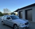 Сірий Мерседес Ц-Клас, об'ємом двигуна 2 л та пробігом 350 тис. км за 2550 $, фото 14 на Automoto.ua