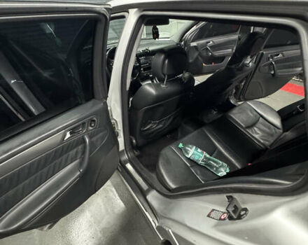 Сірий Мерседес Ц-Клас, об'ємом двигуна 2.6 л та пробігом 340 тис. км за 4000 $, фото 2 на Automoto.ua